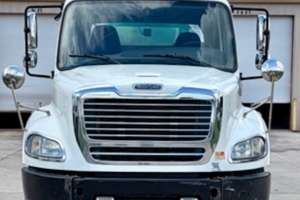 2018 Freightliner M2 2800 gal tank truck front