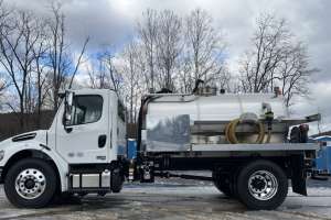 2025 Freightliner M2106 P0626