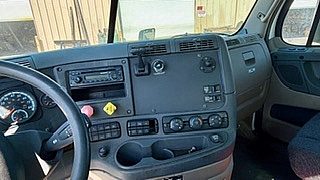 2014 Freightliner Cascadia 2800 gal tank dash area