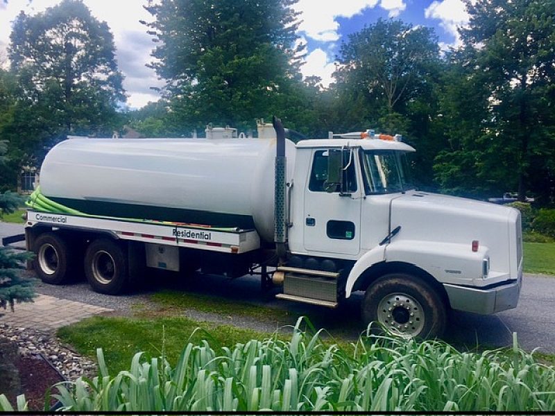 1999 volvo vac truck pumper ad 1