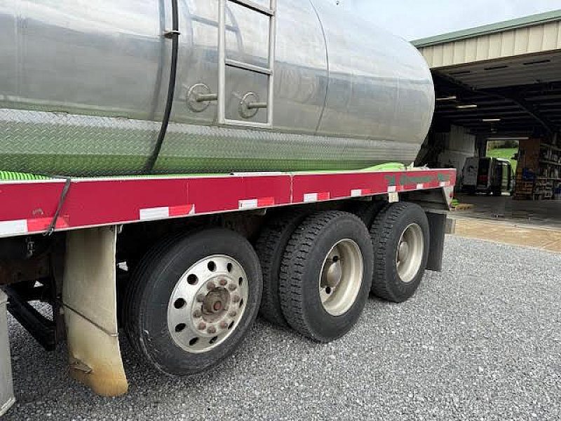 Tag axle