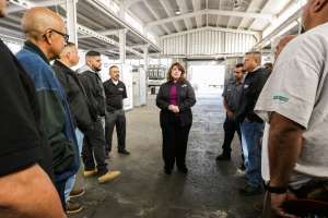 Image leadership team management women