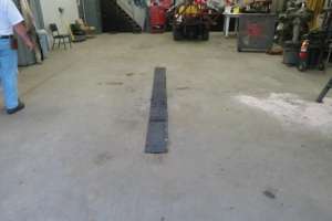 Industrial floor drain