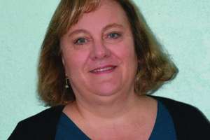 P 09 16 states lesley head shot