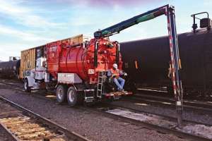 Product spotlight guzzler high rail loader secondary photo