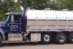 Service pumping classy truck