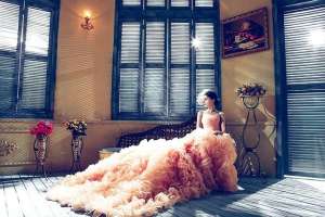 Wedding dresses 1486004 640